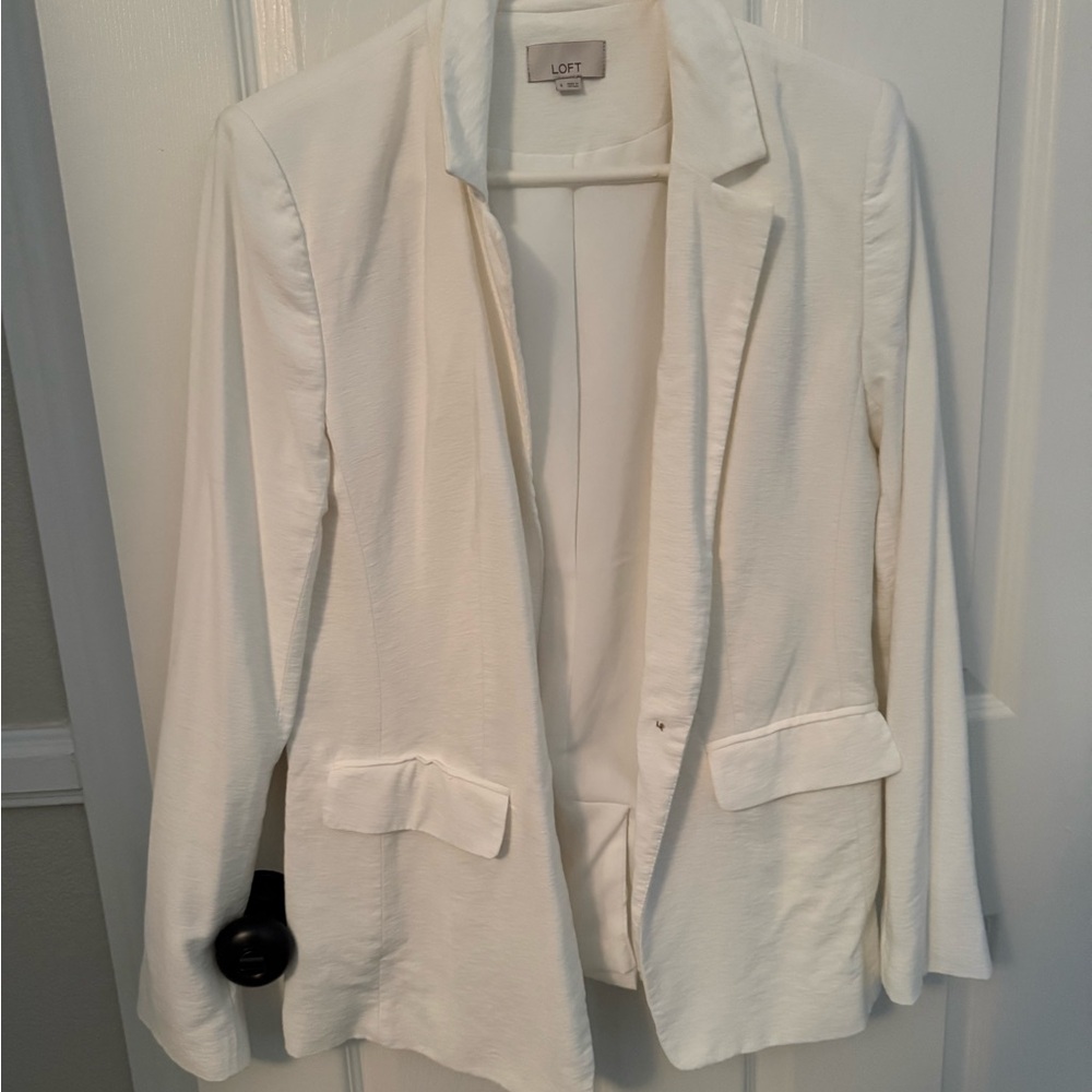 LOFT Women's Ivory Blazer